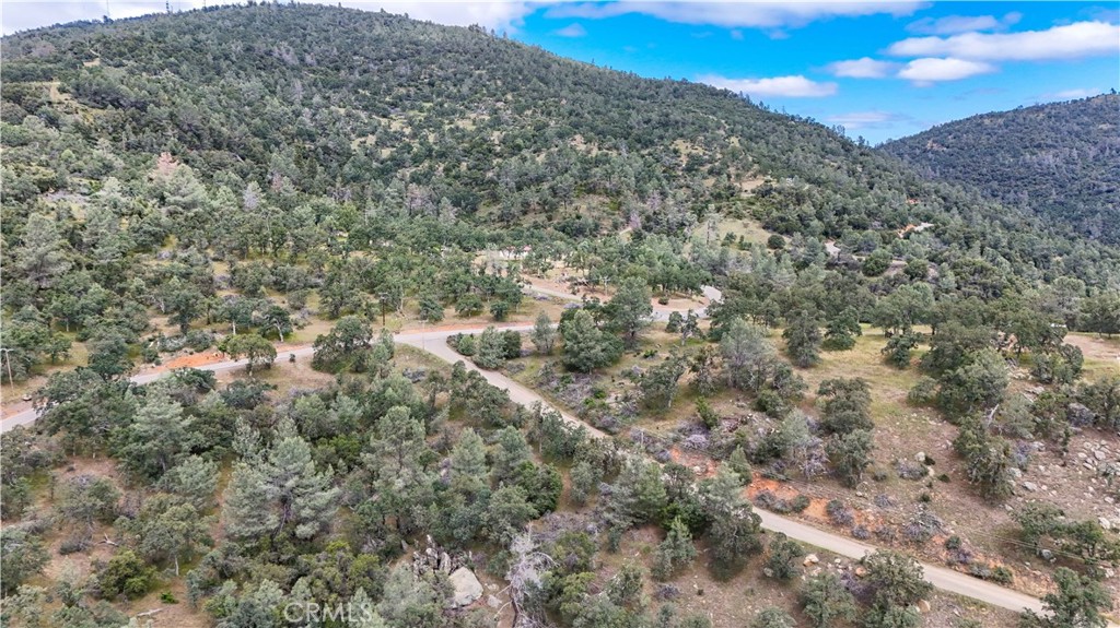 5616 Gold Creek Property Photo 3