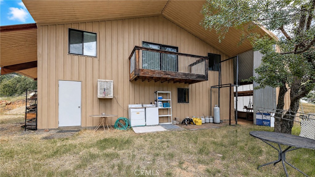 5616 Gold Creek Property Photo 6
