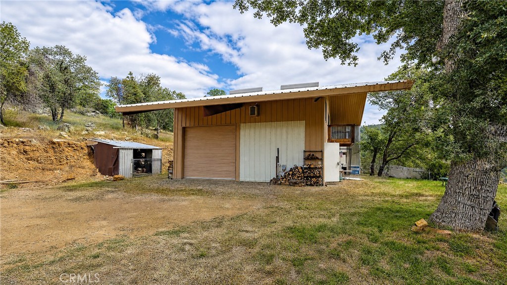 5616 Gold Creek Property Photo 7