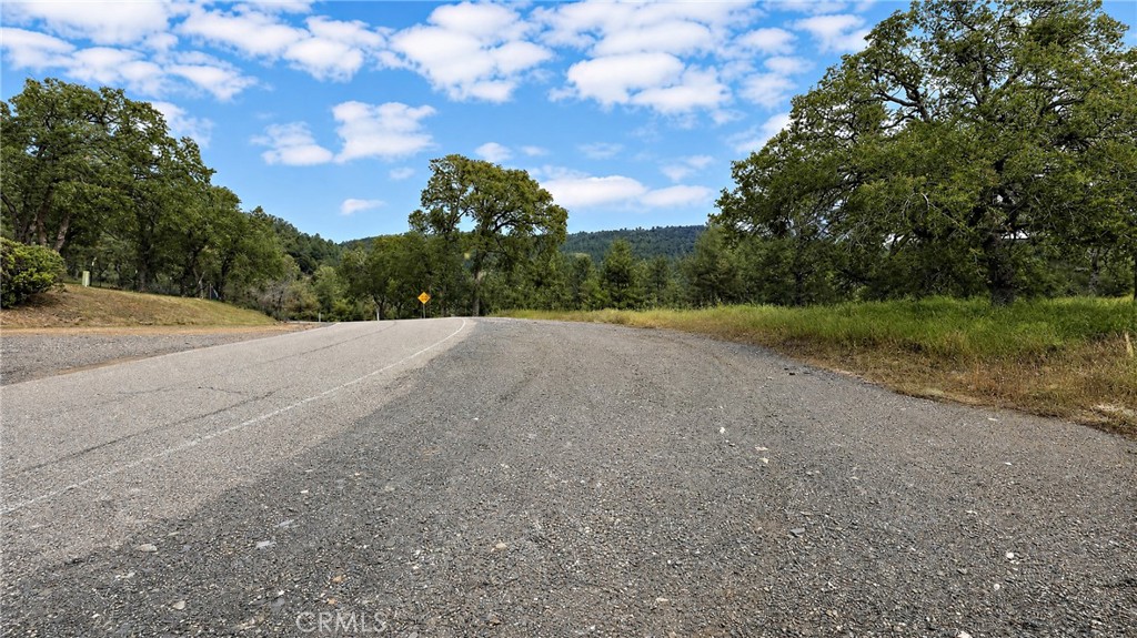 5616 Gold Creek Property Photo 9