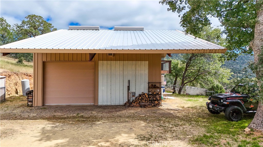 5616 Gold Creek Property Photo 14