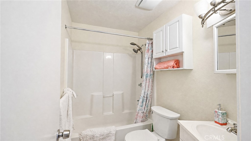 5616 Gold Creek Property Photo 39