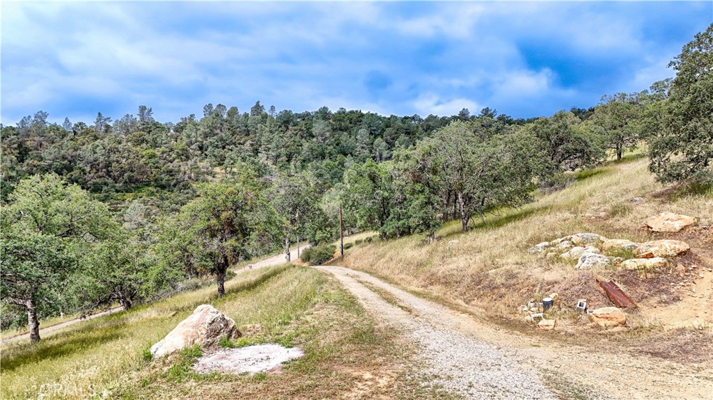 5616 Gold Creek Property Photo 40