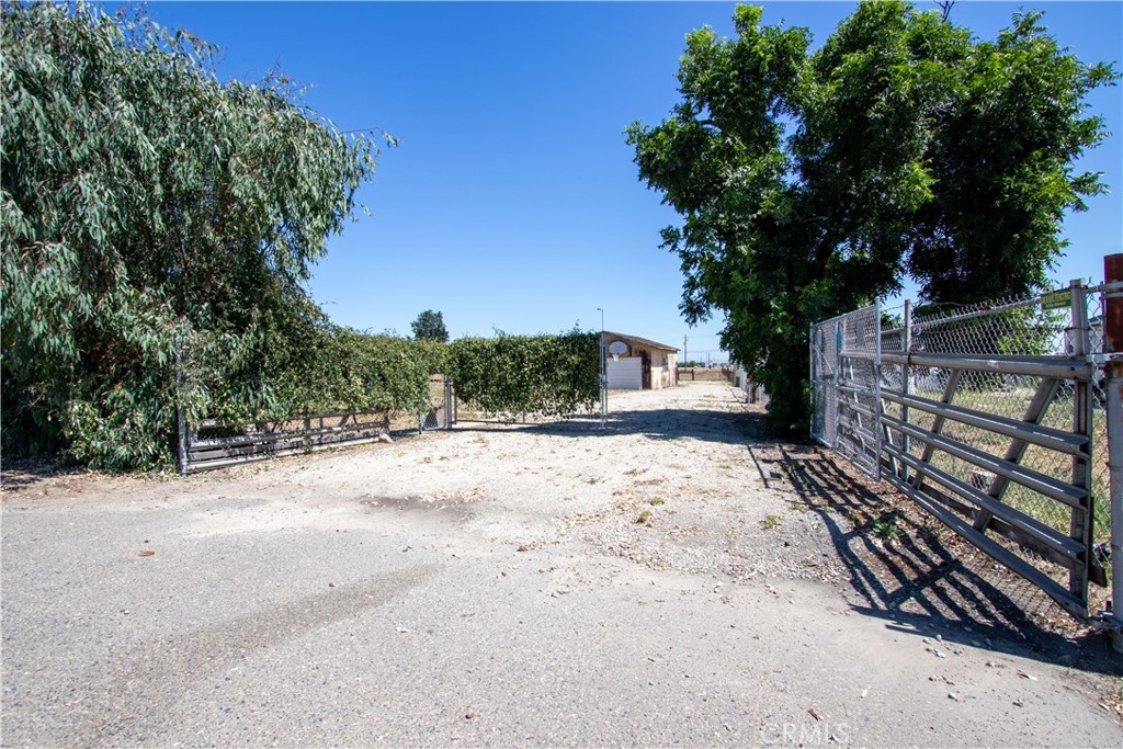 3650 Santa Fe Property Photo 1