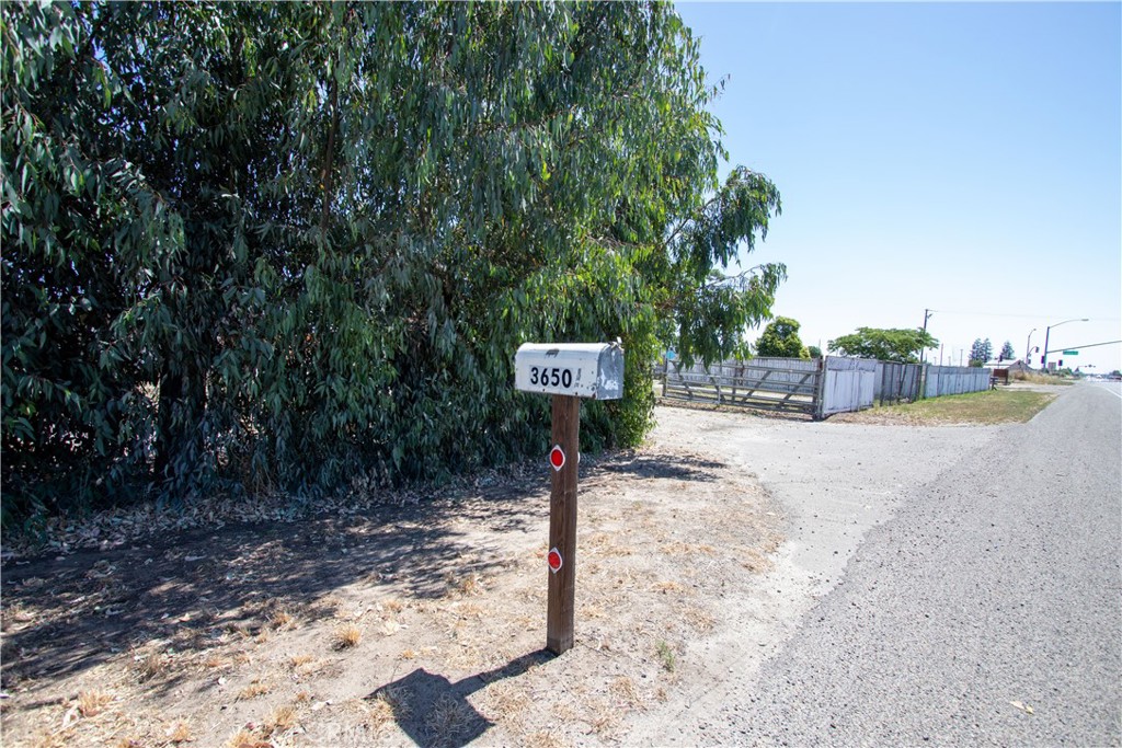 3650 Santa Fe Property Photo 2
