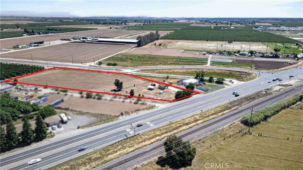 3650 Santa Fe Property Photo 10
