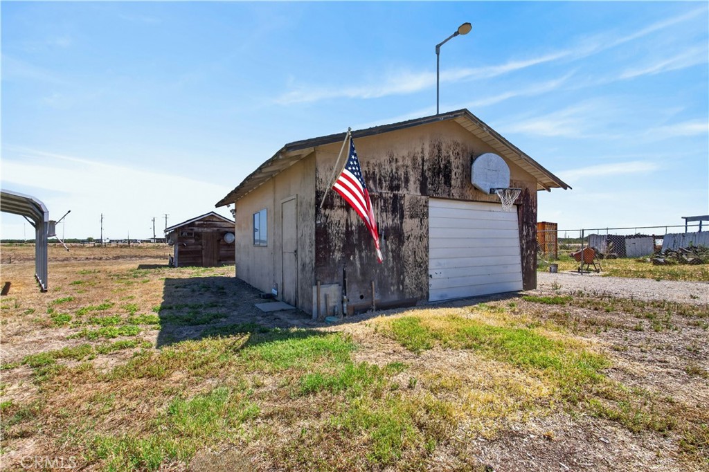 3650 Santa Fe Property Photo 16