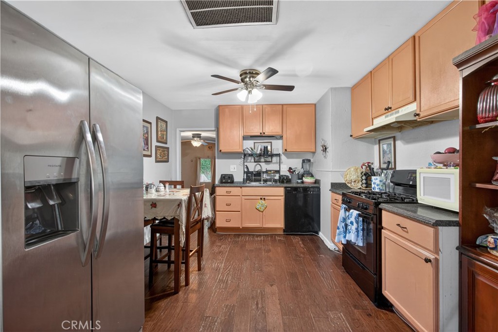 1719 Liberty Property Photo 10