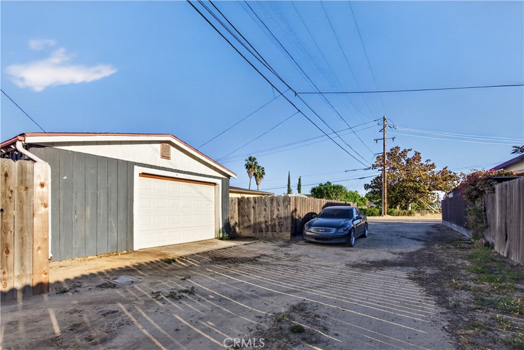 1719 Liberty Property Photo 31