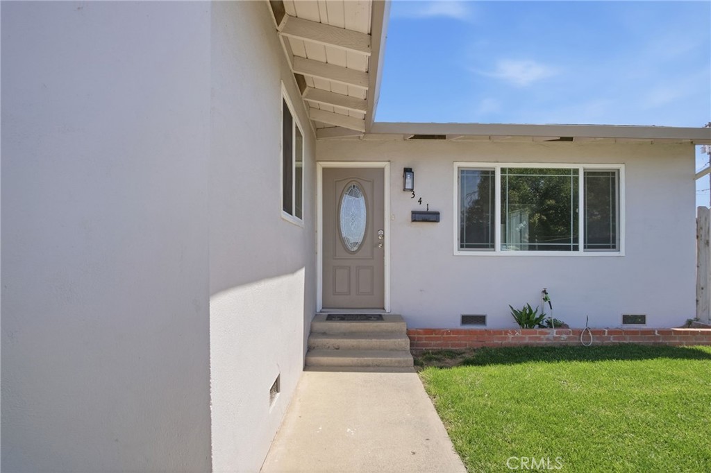 341 2nd Property Photo 1