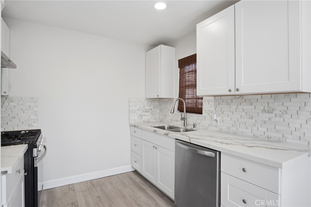 341 2nd Property Photo 8