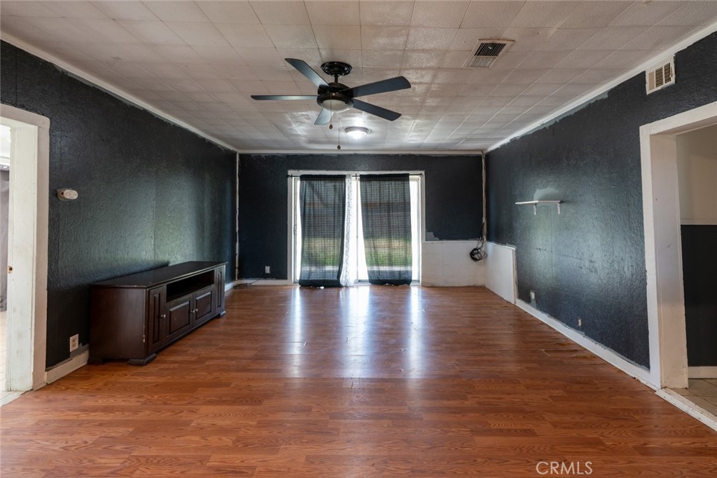 7251 Plainsburg Road Property Photo 8