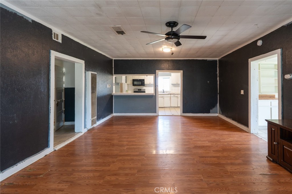 7251 Plainsburg Road Property Photo 10