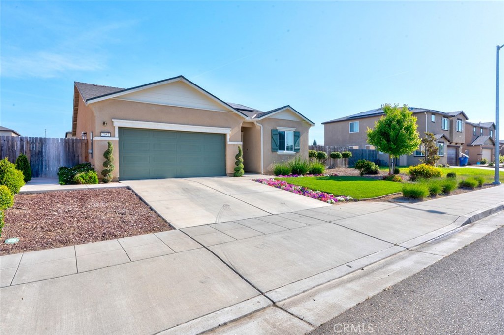 2082 Bidan Property Photo 1