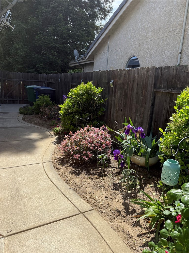 5170 Coronado Street Property Photo 24
