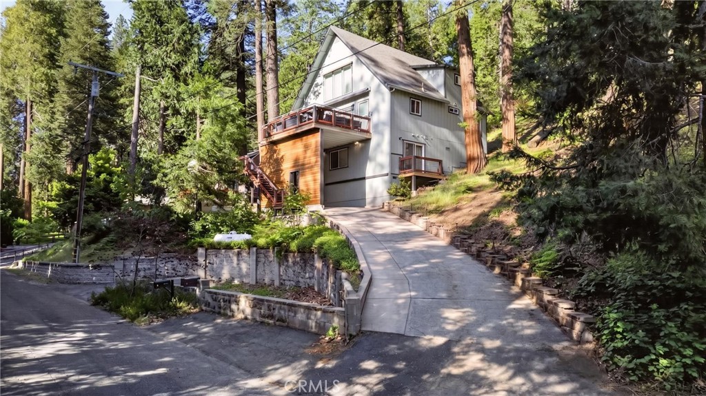 22437 Robin Hood Property Photo 3