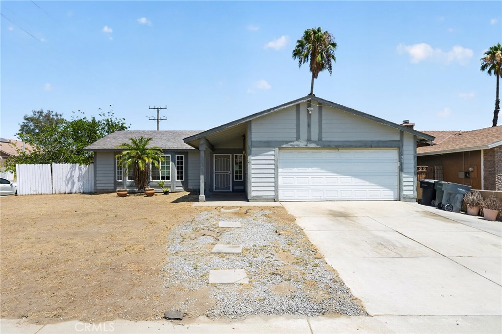 498 Serrana Property Photo 1