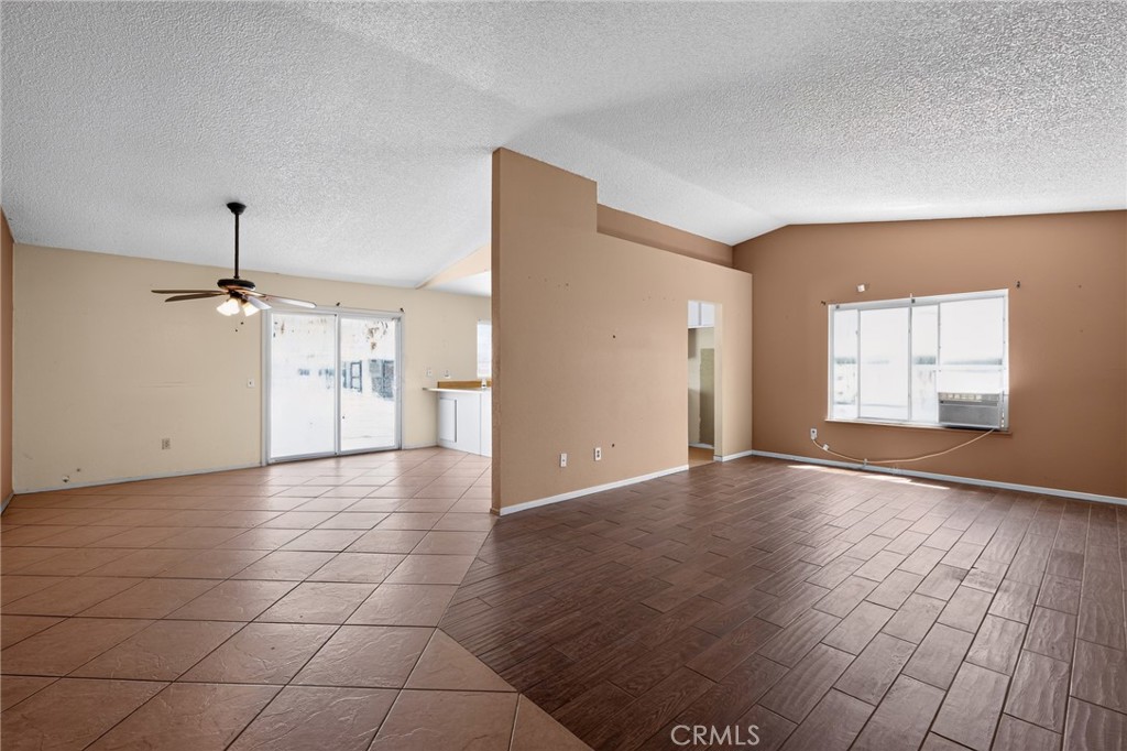 498 Serrana Property Photo 8