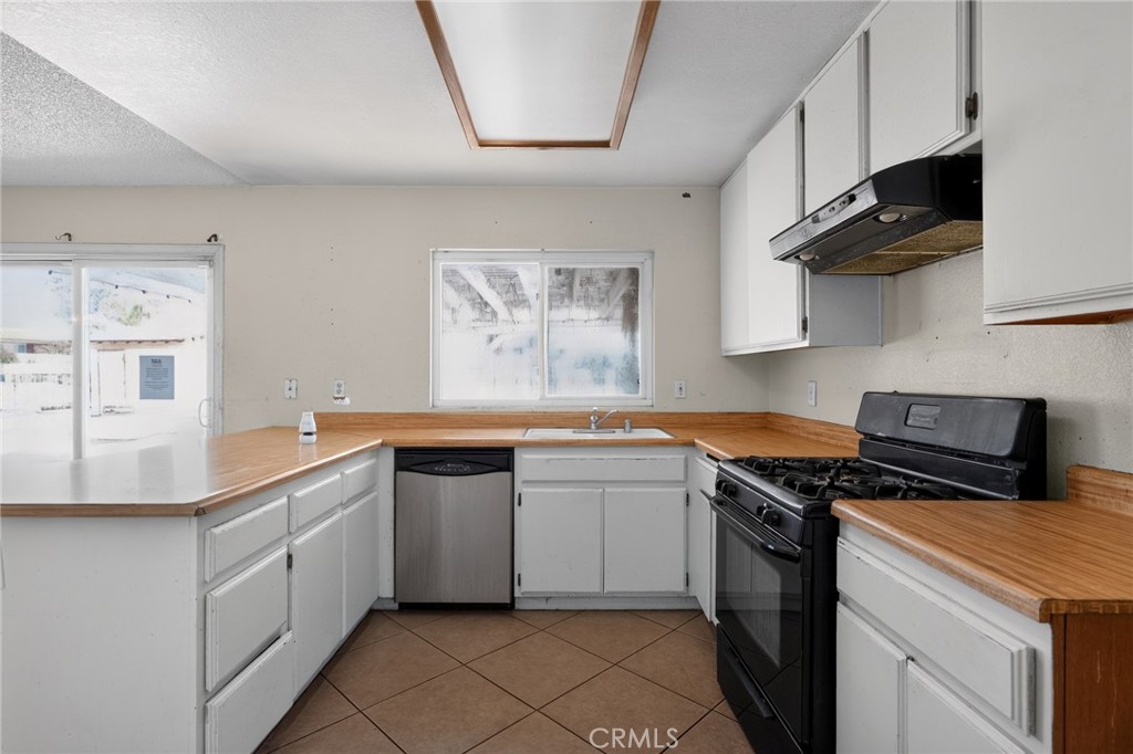498 Serrana Property Photo 9