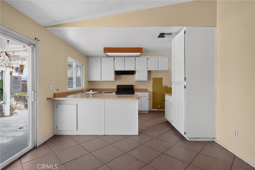 498 Serrana Property Photo 10
