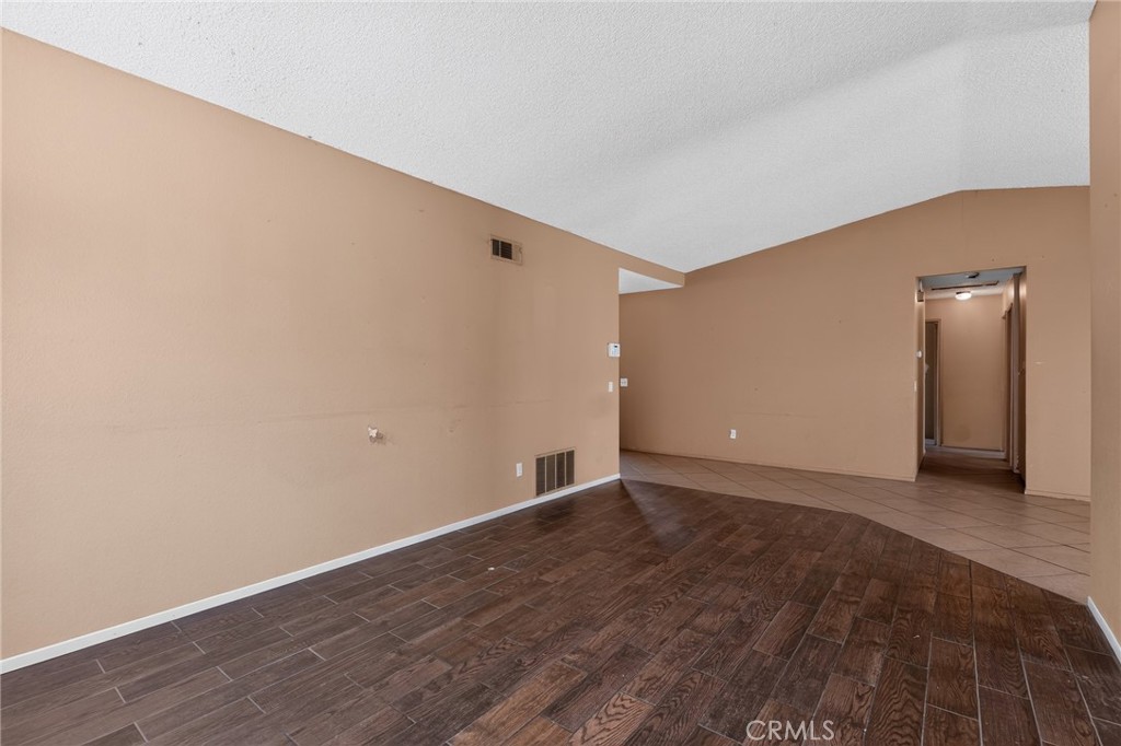 498 Serrana Property Photo 15