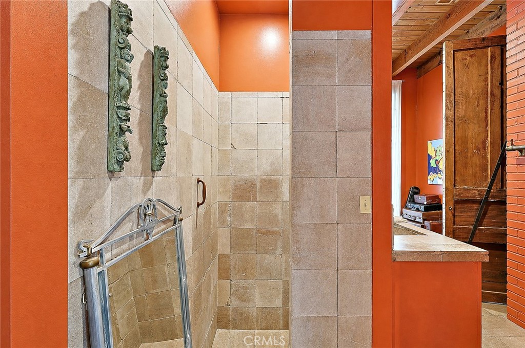 2021 W Property Photo 50