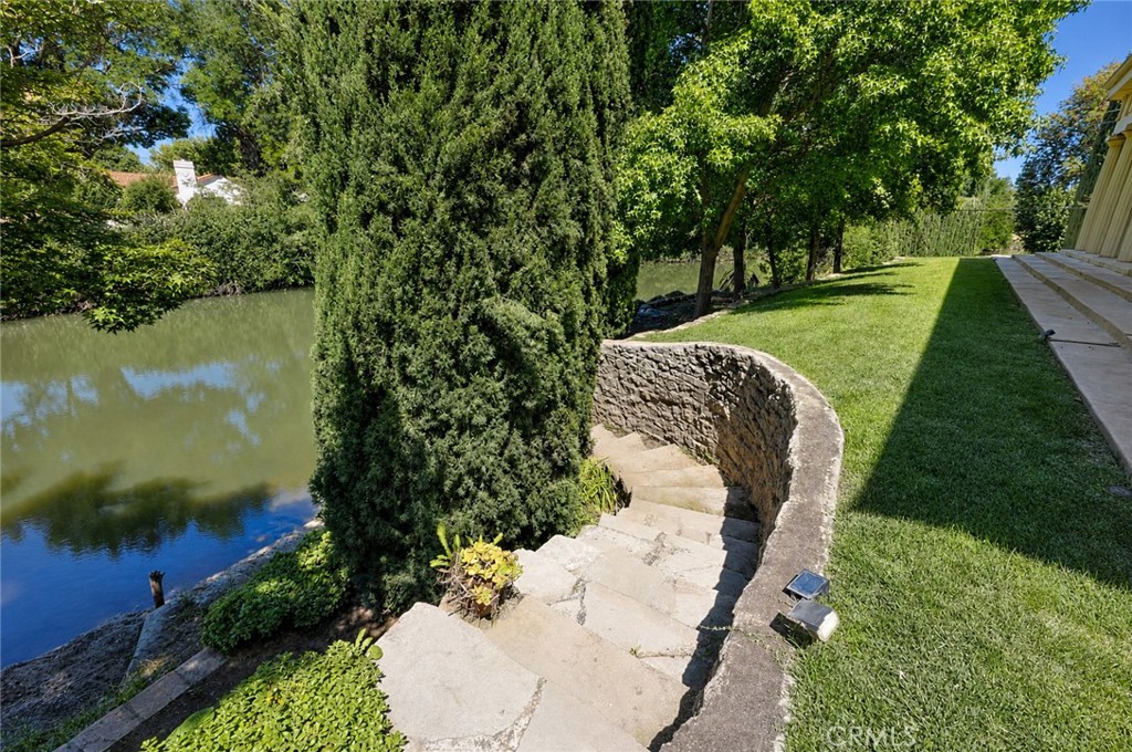 2021 W Property Photo 56