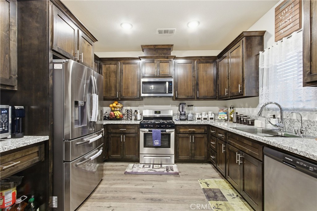 693 Cadiz Avenue Property Photo 10