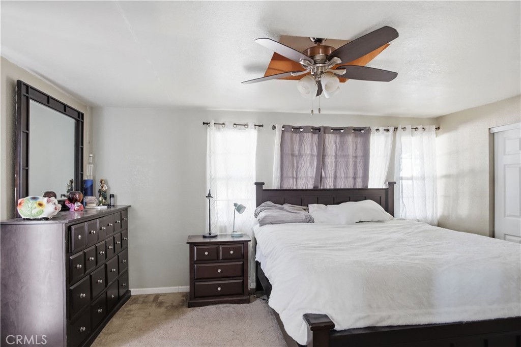 5697 N Franklin Property Photo 5