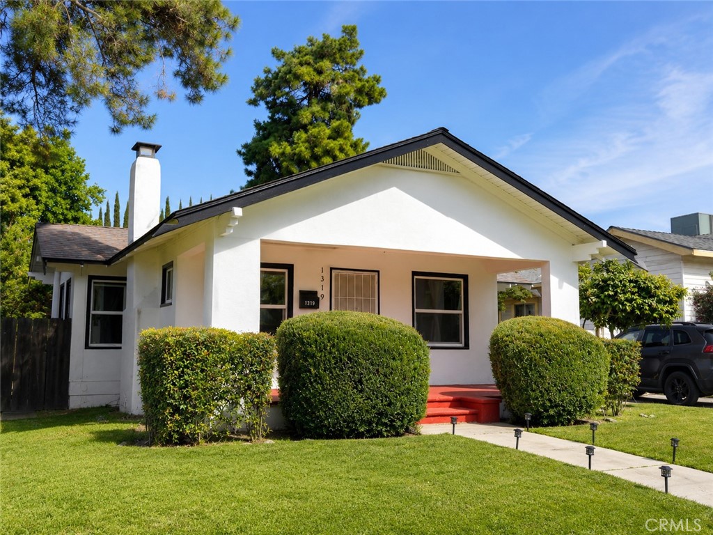 1319 3rd Street Property Photo 2