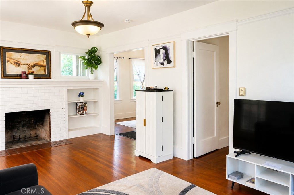 1319 3rd Street Property Photo 6