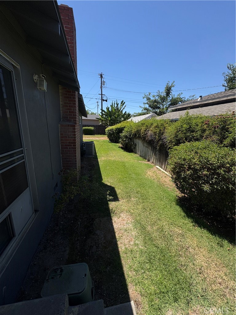 1963 Merced Property Photo 9