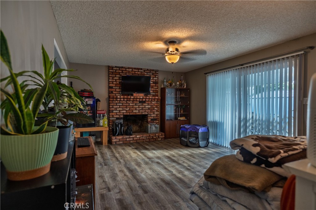 2869 Hillcrest Street Property Photo 10