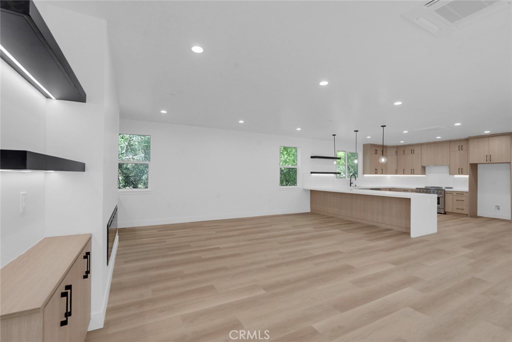 805 Lode Court Property Photo 13