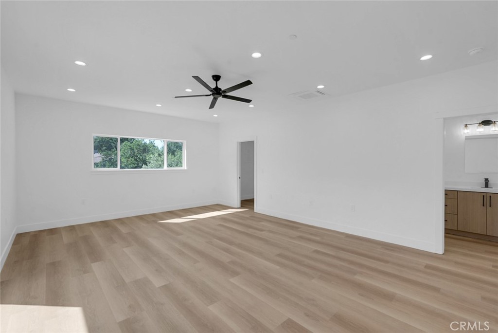 805 Lode Court Property Photo 35
