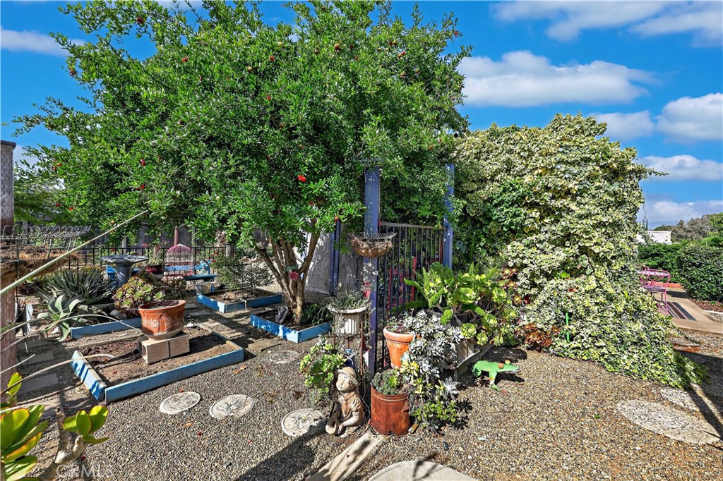 3629 N Lake Property Photo 17