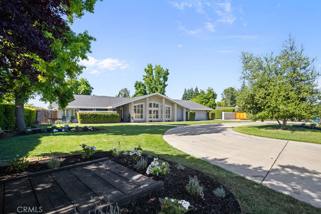 2698 E South Bear Creek Property Photo 1