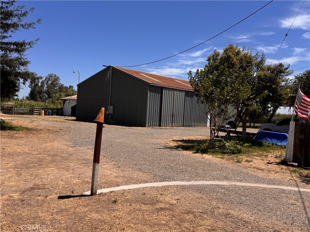 8576 Olive Property Photo 7