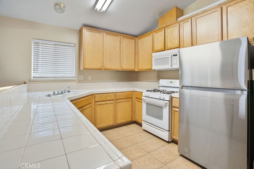 242 Torino Court Property Photo 6