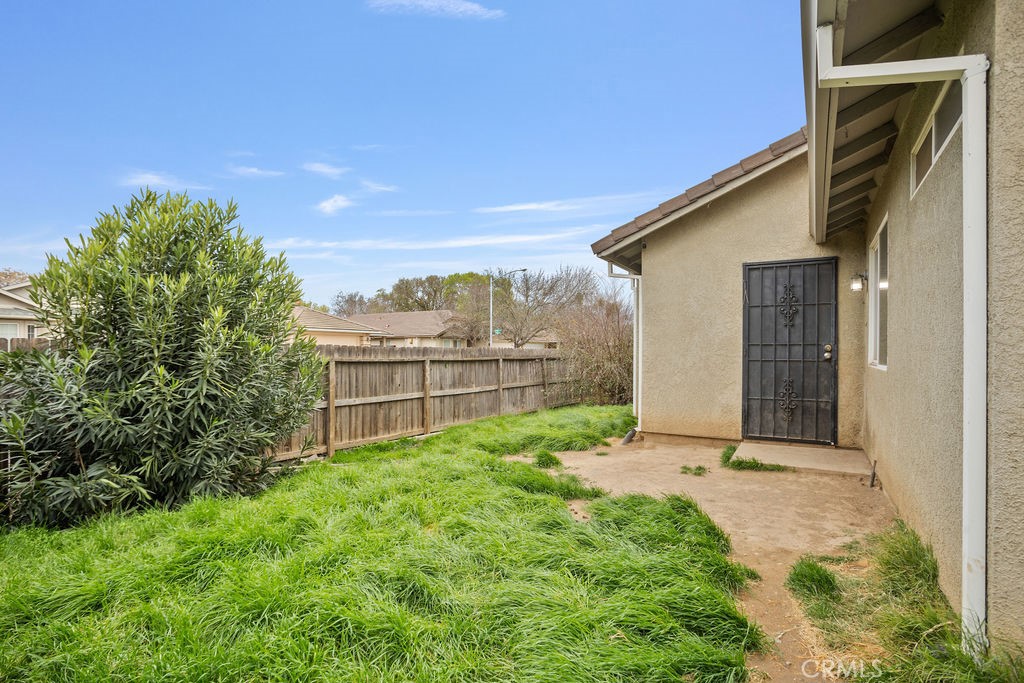 242 Torino Court Property Photo 20