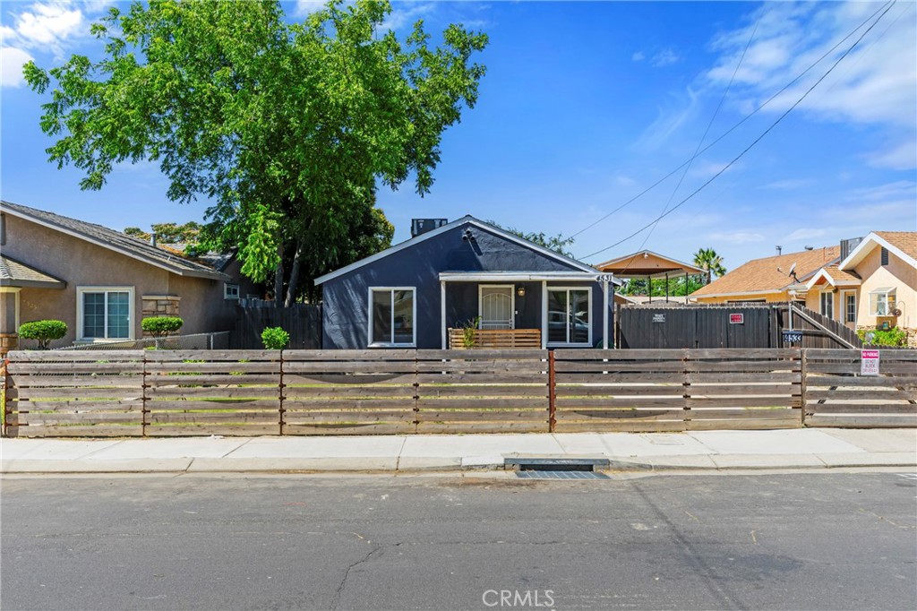 4531 Magnolia Property Photo 1