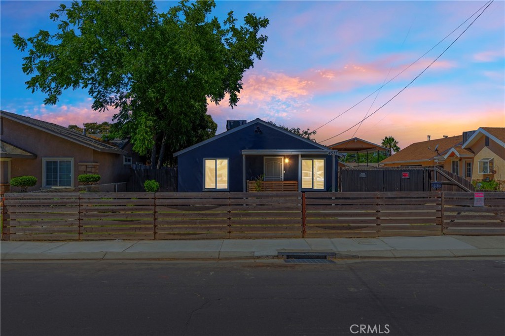 4531 Magnolia Property Photo 7