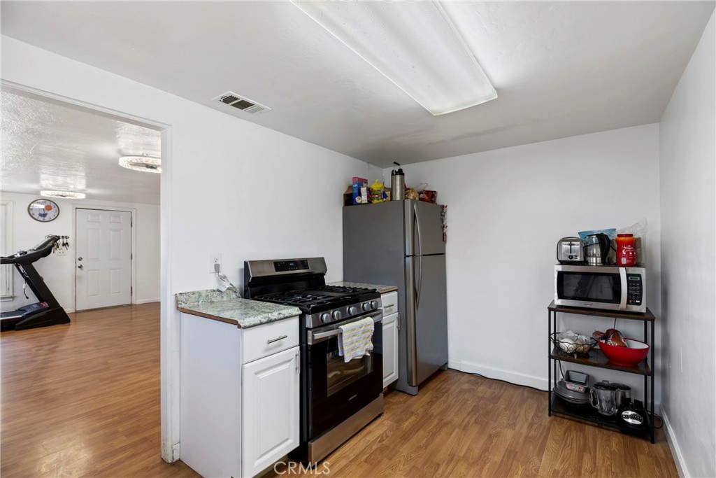 4531 Magnolia Property Photo 15