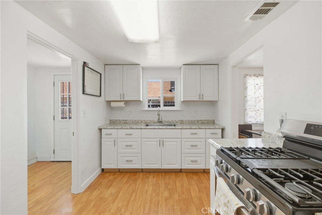 4531 Magnolia Property Photo 17