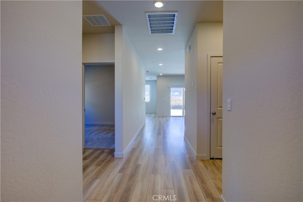 4721 Athena Drive Property Photo 2