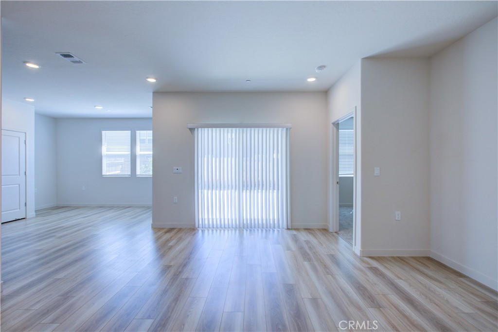 4721 Athena Drive Property Photo 3
