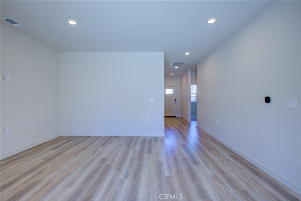 4721 Athena Drive Property Photo 4