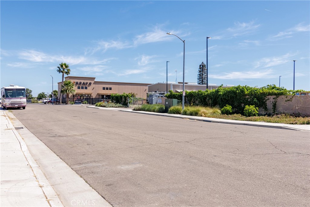 216 Commerce Property Photo 17