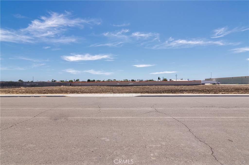 204 Commerce Property Photo 11