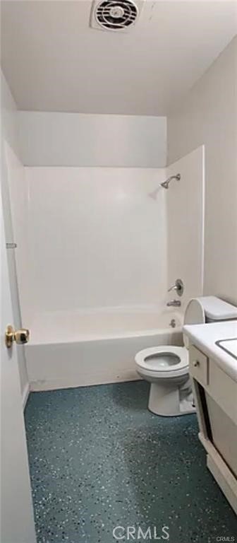2400 K Property Photo 9